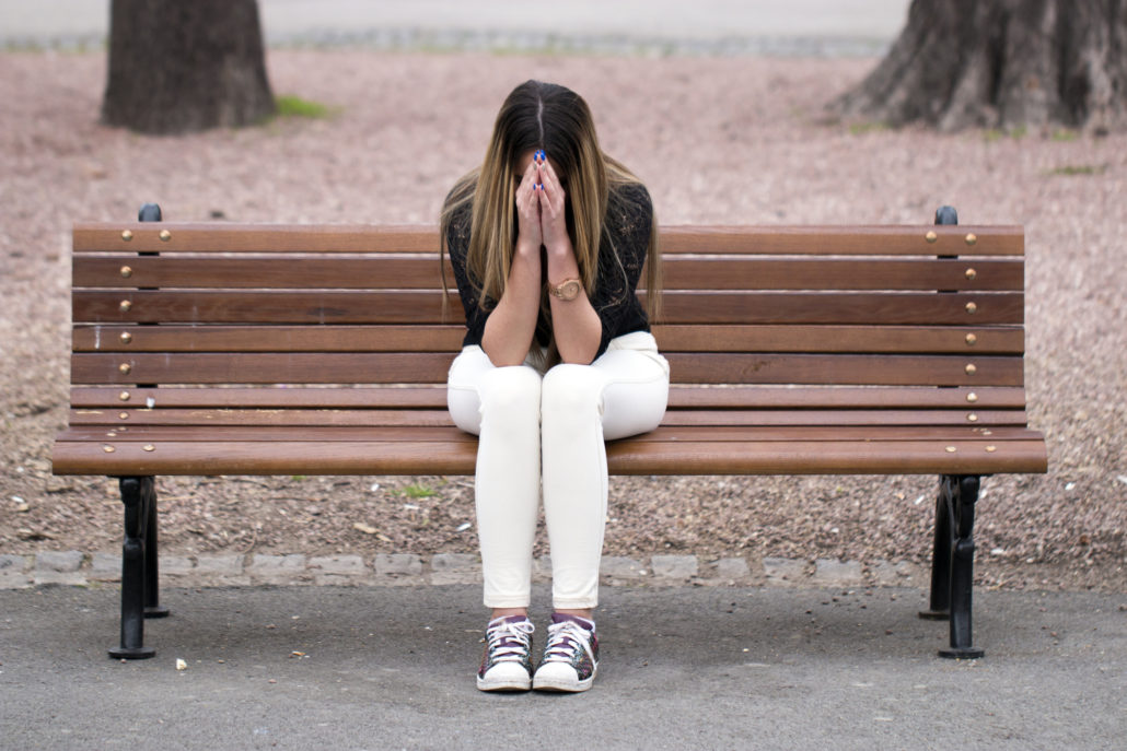 When a person starts having pain in the "body" – they go to the doctor, but when the "soul" hurts, what to do, are there signs that help is needed, and sometimes urgently? Yes, there are, although not as obvious as with the body. And to avoid becoming a psychiatrist's patient in the future, consult a psychologist as soon as you feel that you don't like the quality of your life or you are simply unhappy.